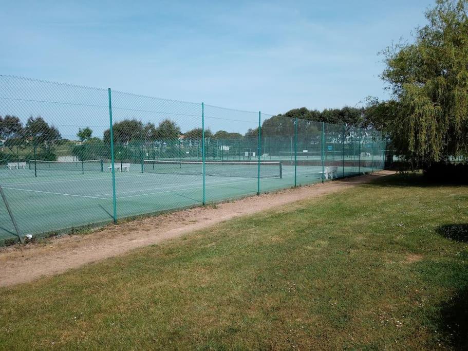 Charmant T2 Au Coeur Du Golf De Port Bourgenay Talmont-Saint-Hilaire Exterior photo